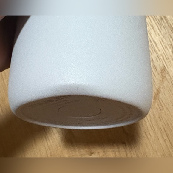 Stanley The Quick Flip Go Water Bottle 24 OZ - Picture 6 of 6